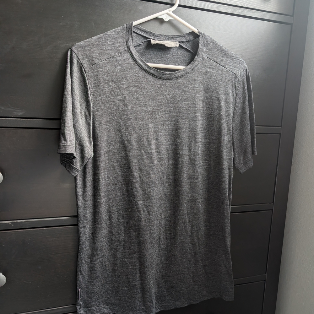 Icebreaker Charcoal Short Sleeve Tee